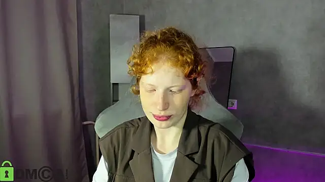 Sandra Wi1son online show from September 2025 01:28:02 AM