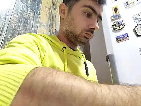 andreiiiii2025 online show from February 2025 10:39:02 AM