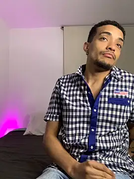 Snapshot of eross_chipre_ chatting on October 2025 12:19:01 AM eross chipre online show from October 2025 12:19:01 AM