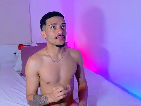 eross chipre  online show from December 2025 10:26:01 PM