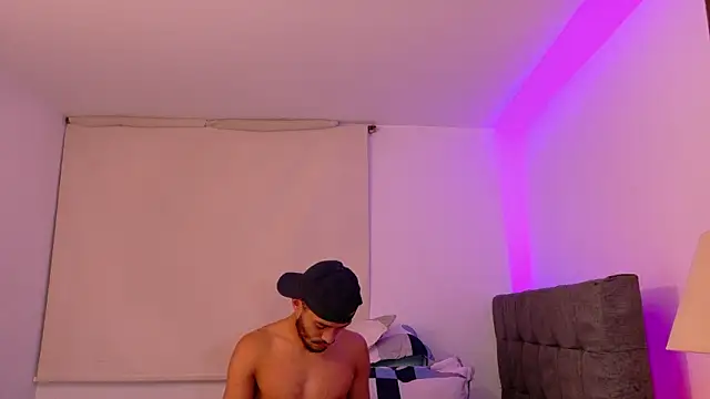 eross chipre  online show from February 2026 03:45:01 AM