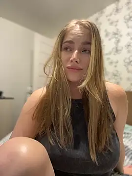 Milana mil online show from September 2025 04:21:02 PM