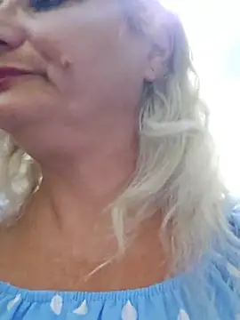 Snapshot of LadyTouch chatting on August 2026 11:18:02 PM LadyTouch online show from August 2026 11:18:02 PM