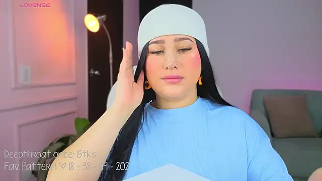 Leaa Cox online show from November 2025 03:27:01 AM