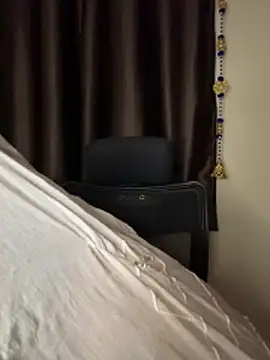 Snapshot of Dishasarmaa05 chatting on February 2026 04:06:01 PM Dishasarmaa05 online show from February 2026 04:06:01 PM