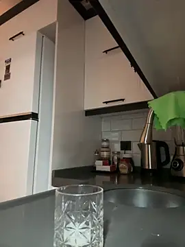 laraaaaaa online show from March 2025 08:37:01 PM