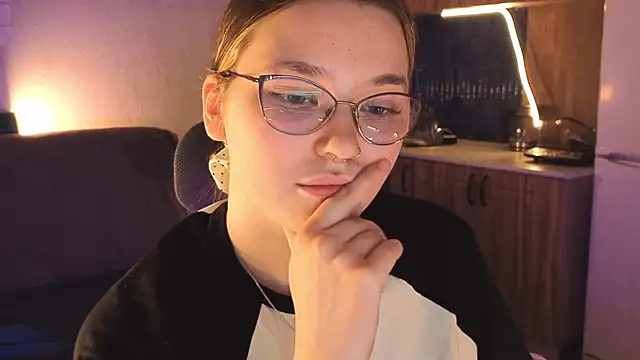 milliedoll online show from February 2026 05:53:01 PM