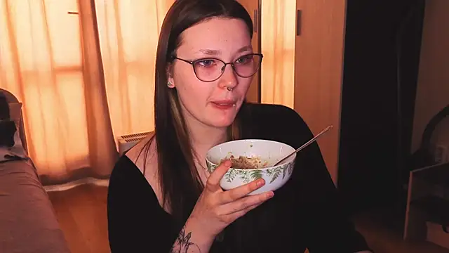 milliedoll online show from April 2026 07:39:01 AM