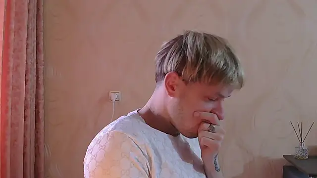 frama666 online show from April 2026 06:19:01 AM