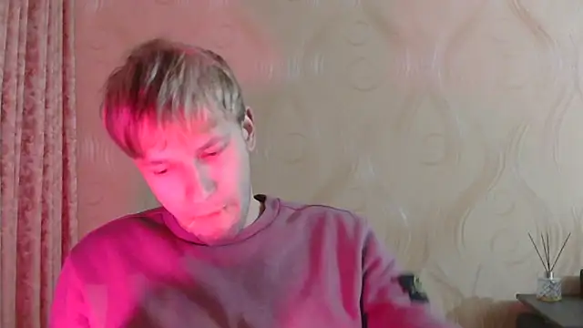 frama666 online show from April 2026 06:35:01 PM