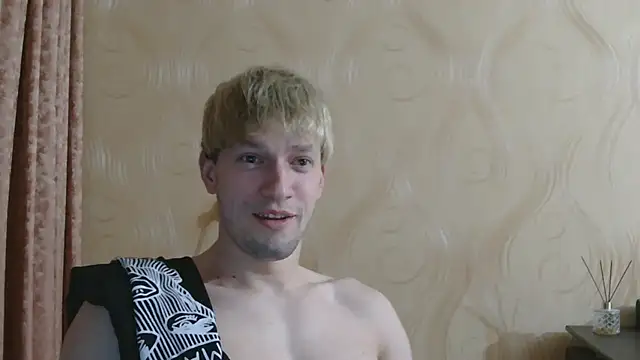 frama666 online show from April 2026 07:15:02 PM