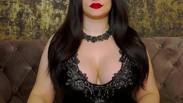Snapshot of MistressAmberCrost chatting on September 2025 07:30:02 AM MistressAmberCrost online show from September 2025 07:30:02 AM
