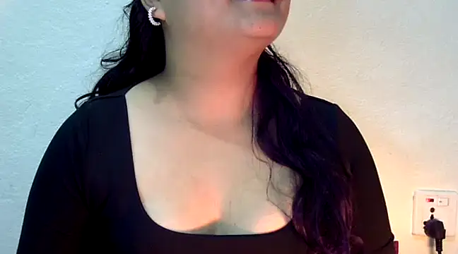 rosay rosee online show from February 2025 03:08:01 PM