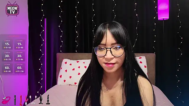 miyakimi0101 online show from April 2026 12:37:01 AM