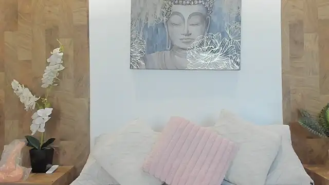 Lucia Brown  online show from June 2026 09:48:02 PM