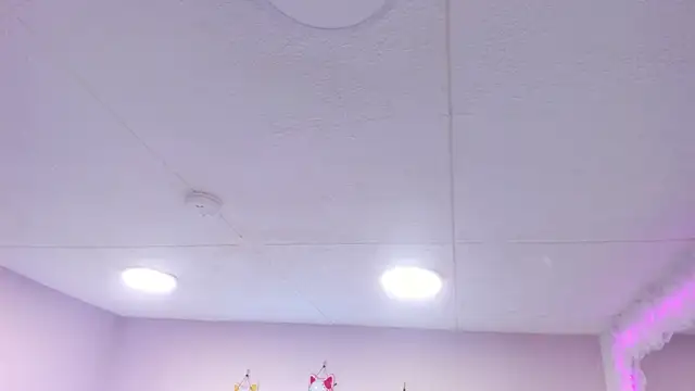 Selene bennet online show from March 2025 06:58:01 PM