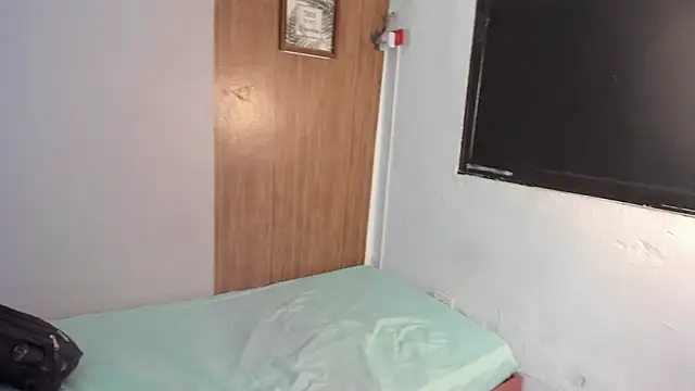 couple hotfox online show from February 2026 12:43:02 AM