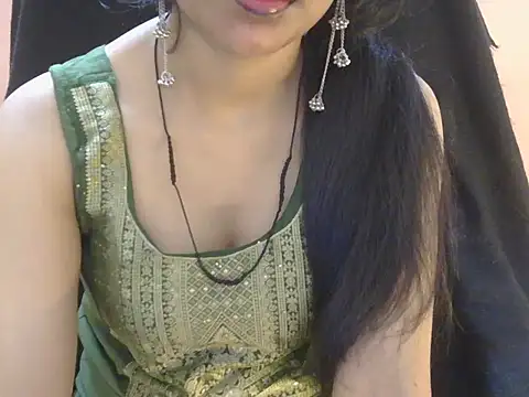 Snapshot of Cute_Pihu01 chatting on June 2026 08:11:01 PM Cute Pihu01 online show from June 2026 08:11:01 PM
