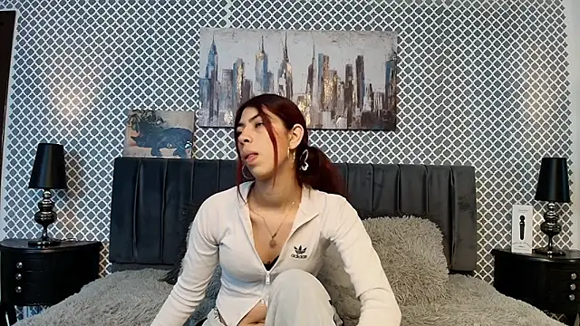 Snapshot of Cassie_bloom chatting on March 2025 03:15:01 AM Cassie bloom online show from March 2025 03:15:01 AM