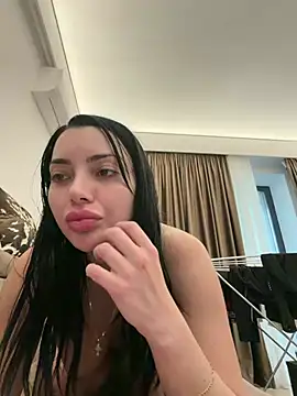 Snapshot of Mia_Splash chatting on May 2026 02:22:02 PM Mia Splash online show from May 2026 02:22:02 PM