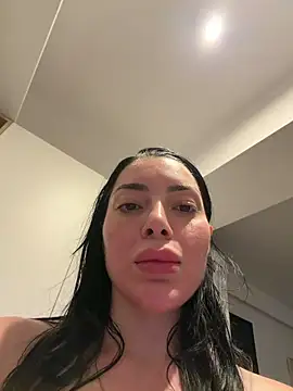 Snapshot of Mia_Splash chatting on June 2026 04:35:02 PM Mia Splash online show from June 2026 04:35:02 PM