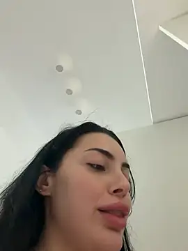 Snapshot of Mia_Splash chatting on June 2026 08:45:02 AM Mia Splash online show from June 2026 08:45:02 AM