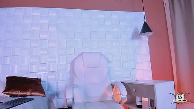 AlejandroStormm online show from February 2025 11:52:01 PM