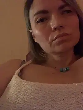 Ella Pearlie online show from September 2025 08:58:02 PM