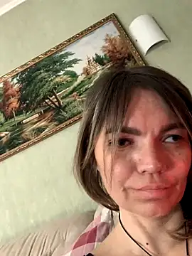 Ella Pearlie online show from October 2025 08:13:01 AM