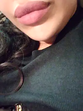 Sexlove1xo online show from April 2026 04:29:01 PM