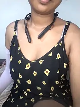 Snapshot of Ashugril_hot chatting on September 2025 03:39:02 PM Ashugril hot online show from September 2025 03:39:02 PM