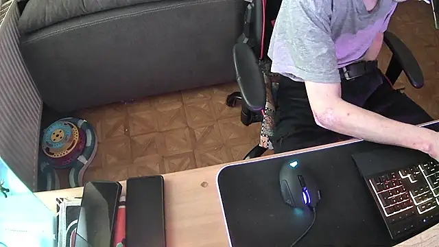 DerGeileLoveboy online show from November 2025 12:40:02 PM