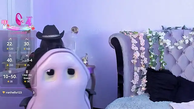 Seren Bleck online show from November 2025 02:34:02 AM