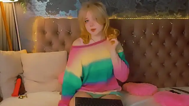 EmilyAngells online show from March 2026 07:15:01 AM