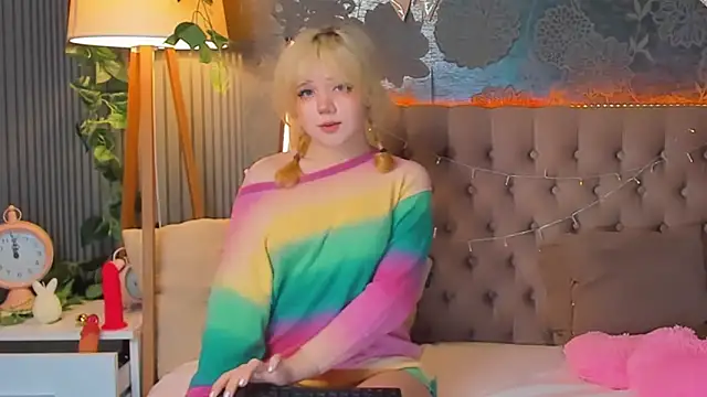 EmilyAngells online show from April 2026 06:41:02 AM