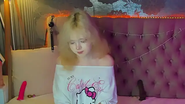EmilyAngells online show from June 2026 06:07:01 AM