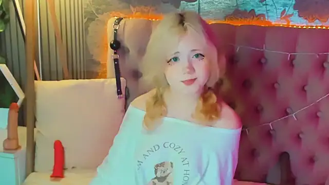 EmilyAngells online show from June 2026 06:14:01 AM