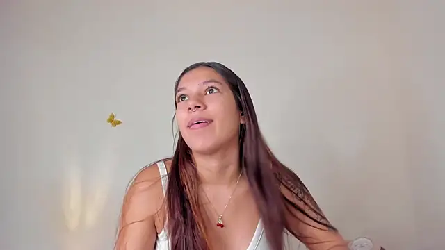 violett 24  online show from October 2025 07:12:02 PM