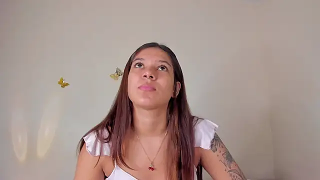 violett 24  online show from October 2025 11:46:01 PM