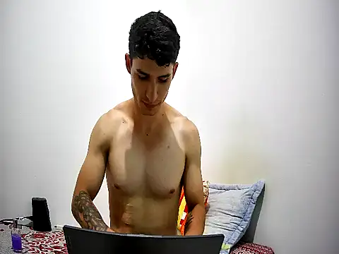 Brian lumper01 online show from March 2025 05:18:02 PM