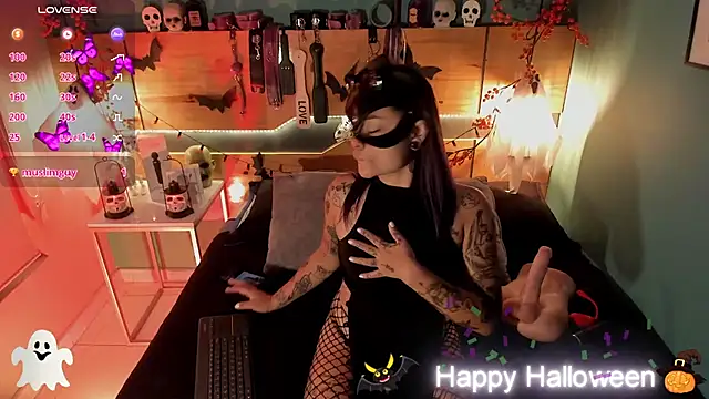 Snapshot of ChloeAllennn chatting on October 2025 12:06:01 PM ChloeAllennn online show from October 2025 12:06:01 PM