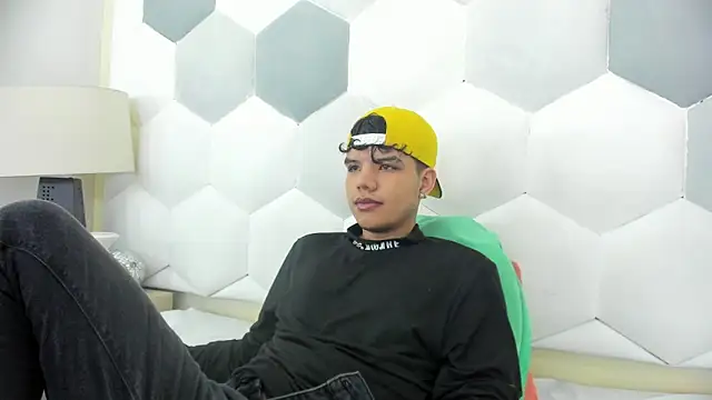 Axel Forte online show from November 2025 12:27:01 PM