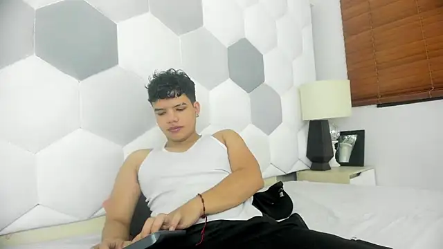 Axel Forte online show from April 2026 01:39:01 PM