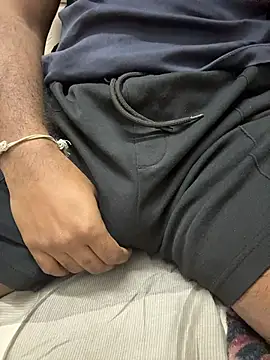 monstercock1110 online show from November 2025 05:49:01 PM