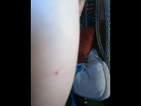 Polaroid White online show from December 2025 07:09:01 PM