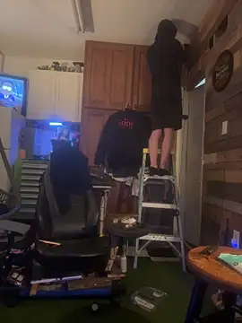 Polaroid White online show from January 2026 04:42:01 PM