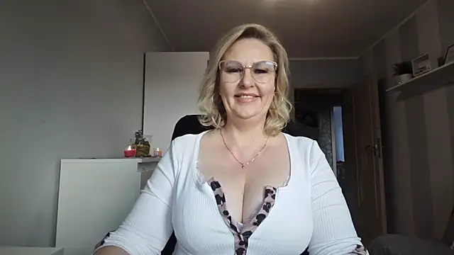 DianaLive online show from February 2026 07:29:02 AM