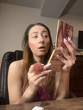 IsoldeBlis online show from November 2025 05:42:02 AM