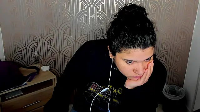 BloodyMaary  online show from February 2025 11:58:01 AM