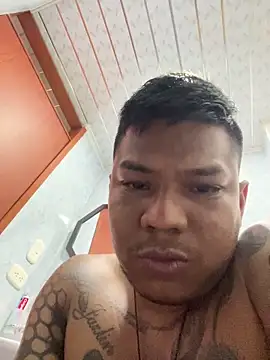 Saipuer31 online show from April 2026 10:22:01 PM